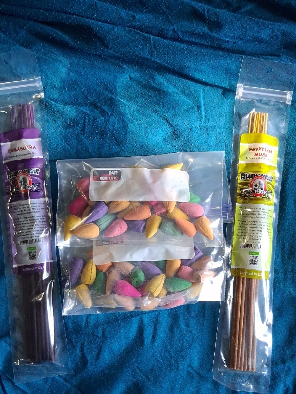 60 Assorted Multicolor Incense Cones & 22 Sticks - Mixed Scents